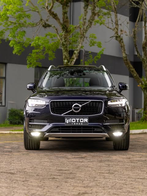 VOLVO XC90 MOMENTUM - Imagem 2
