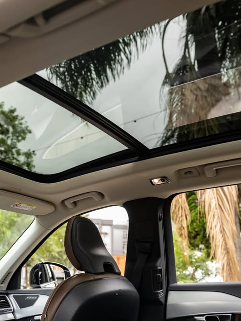 VOLVO XC90 MOMENTUM - Imagem 11