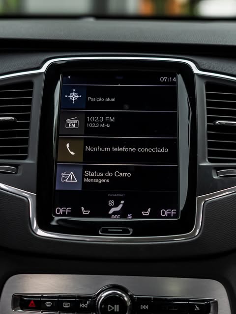 VOLVO XC90 MOMENTUM - Imagem 7