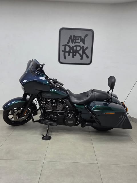 HARLEY-DAVIDSON STREET GLIDE SPECIAL - Imagem 12