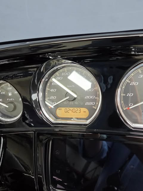 HARLEY-DAVIDSON STREET GLIDE SPECIAL - Imagem 16