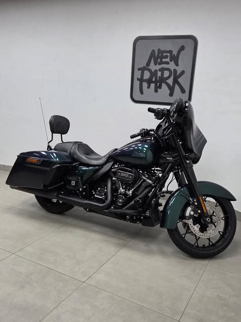 HARLEY-DAVIDSON STREET GLIDE SPECIAL - Imagem 3