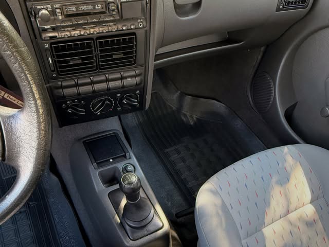 VOLKSWAGEN GOL I - Imagem 17