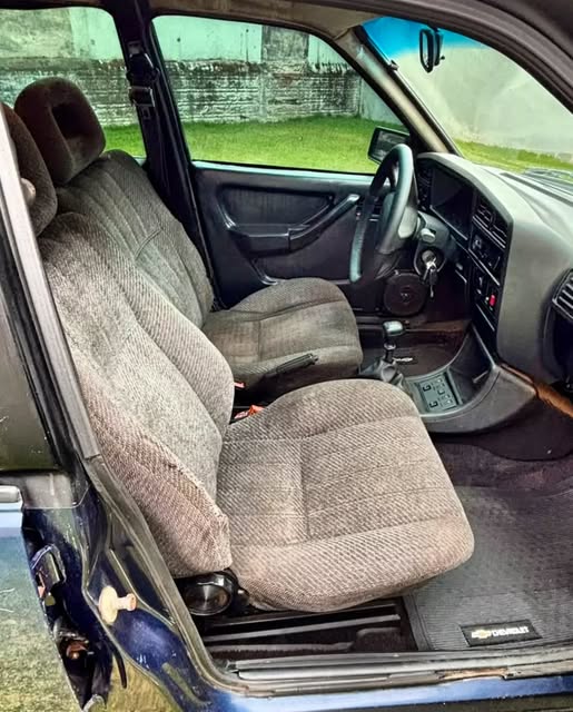CHEVROLET MONZA CLASSIC SE - Imagem 5