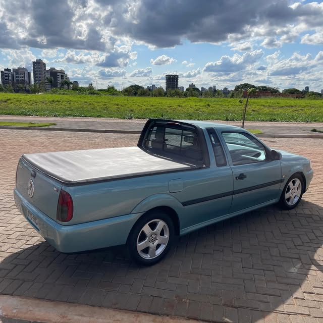 VOLKSWAGEN SAVEIRO - Imagem 4