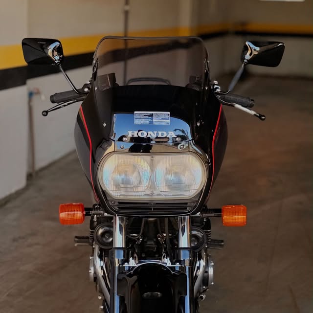 HONDA CBX 750 - Imagem 3