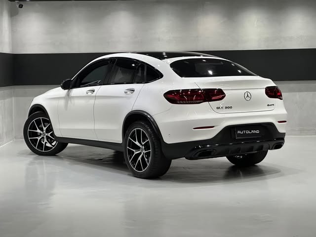 MERCEDES-BENZ GLC 300 2.0 CGI GASOLINA COUPÉ 4MATIC 9G-TRONIC - Imagem 2