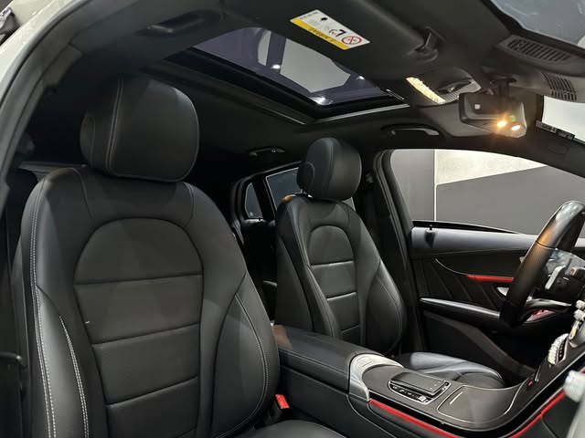 MERCEDES-BENZ GLC 300 2.0 CGI GASOLINA COUPÉ 4MATIC 9G-TRONIC - Imagem 7