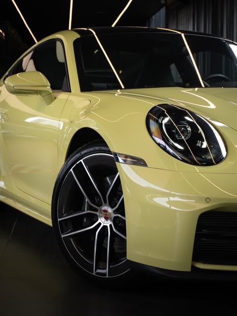 PORSCHE 911 CARRERA 992.2 - Imagem 6