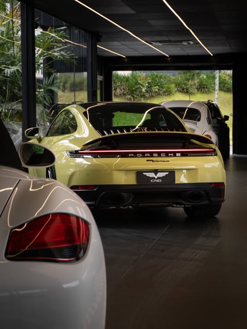 PORSCHE 911 CARRERA 992.2 - Imagem 10