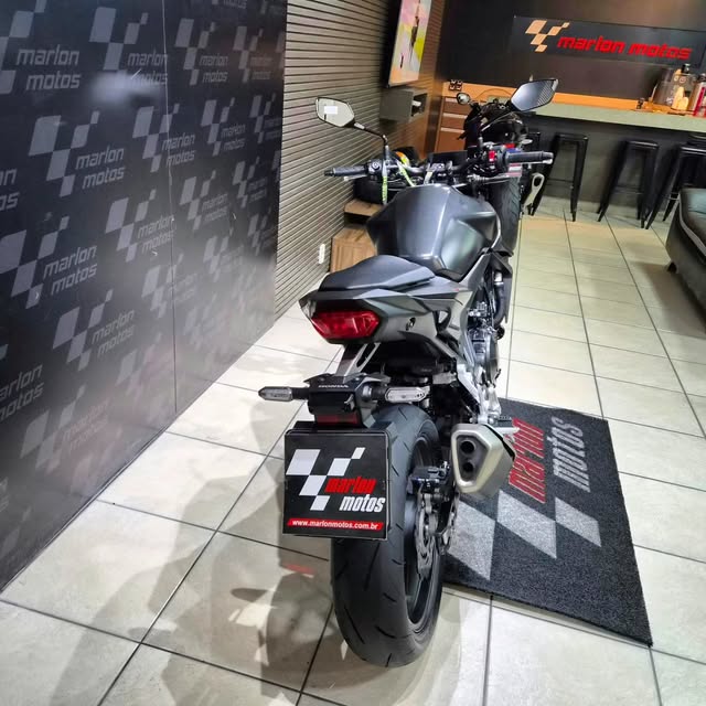 HONDA CB 600 F HORNET - Imagem 11