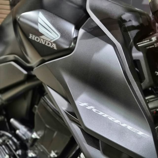 HONDA CB 600 F HORNET - Imagem 6