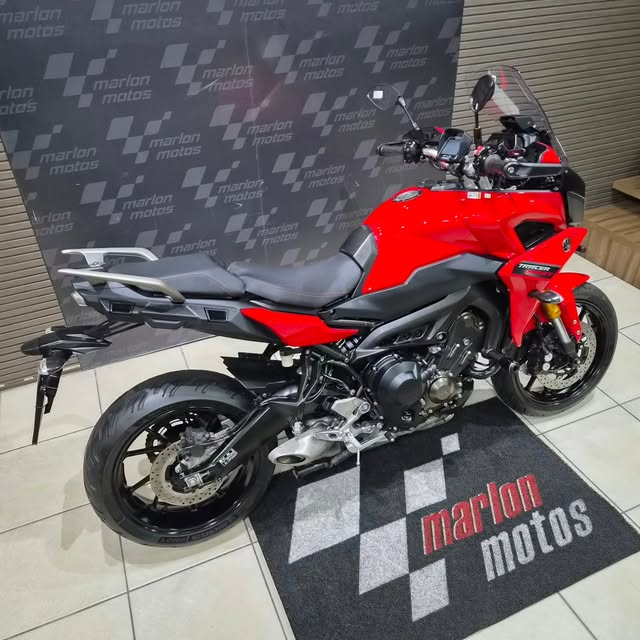 YAMAHA TRACER 900 GT - Imagem 12