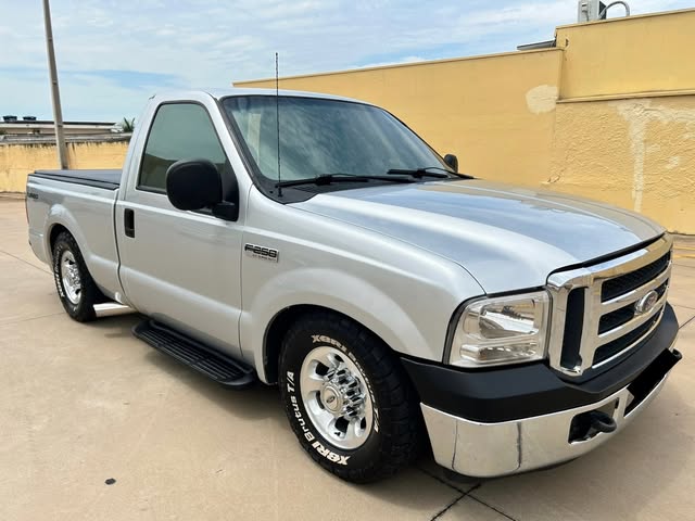 FORD F-250 XLT-L - Imagem 1