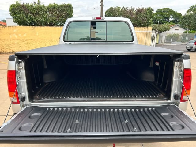 FORD F-250 XLT-L - Imagem 12