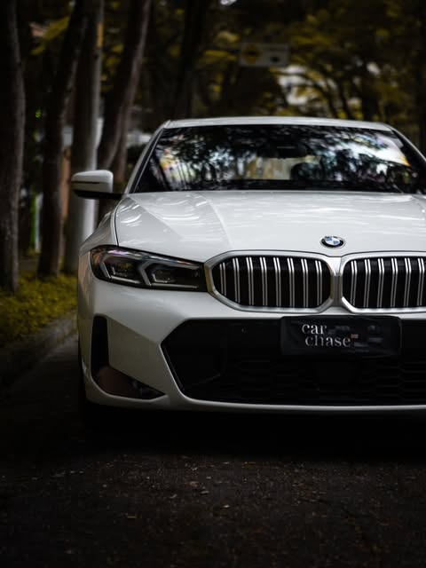 BMW 320I M SPORT - Imagem 9