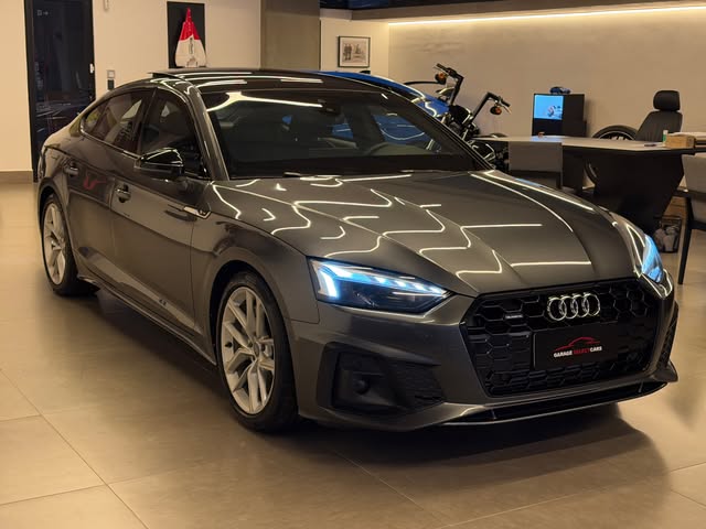 AUDI A5 SPORTBACK PERFORMANCE BLACK QUATTRO - Imagem 3