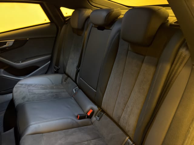 AUDI A5 SPORTBACK PERFORMANCE BLACK QUATTRO - Imagem 9