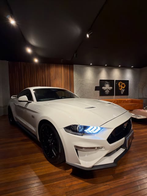 FORD MUSTANG GT PREMIUM - Imagem 20