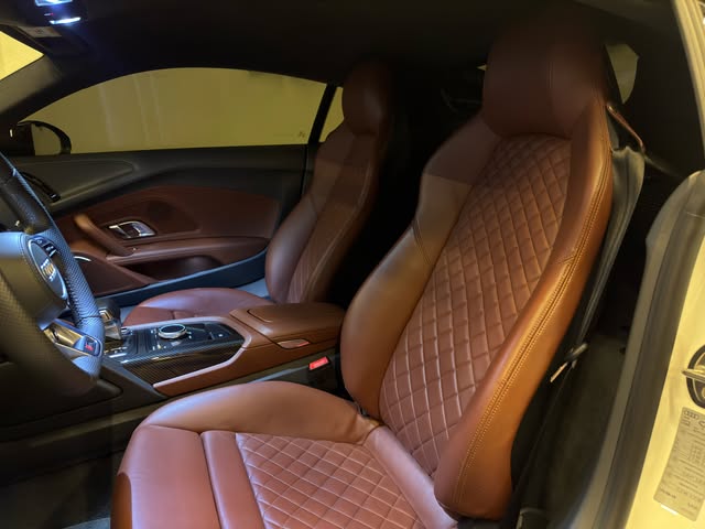 AUDI R8 V10 - Imagem 7