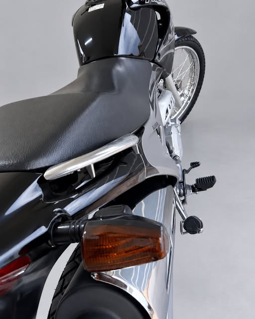HONDA NX 400 - Imagem 3