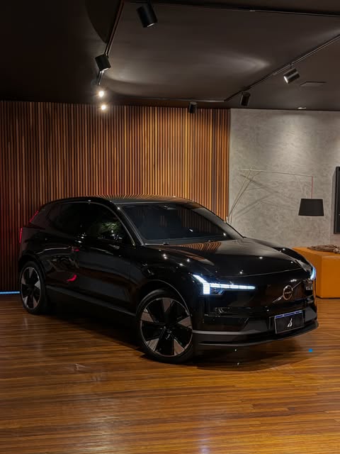 VOLVO EX30 - Imagem 2