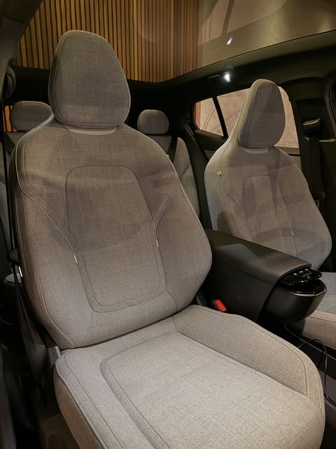 VOLVO EX30 - Imagem 11