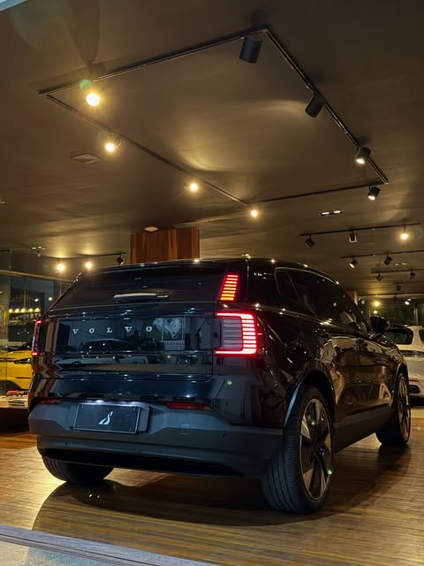 VOLVO EX30 - Imagem 4