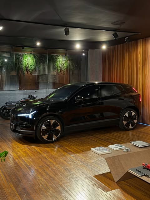 VOLVO EX30 - Imagem 8